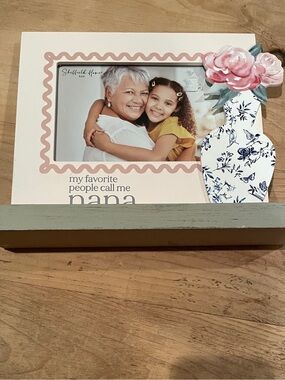 NWT Sheffield Home Shabby Chic 4x6 photo frame Nana Grandmother